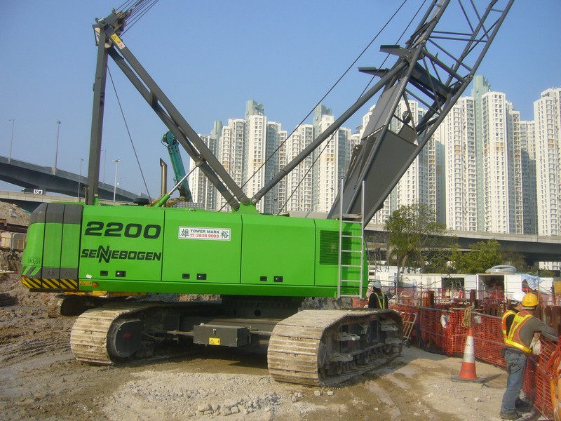 SENNEBOGEN 2200