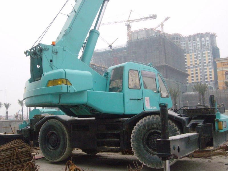 KOBELCO RK250-III